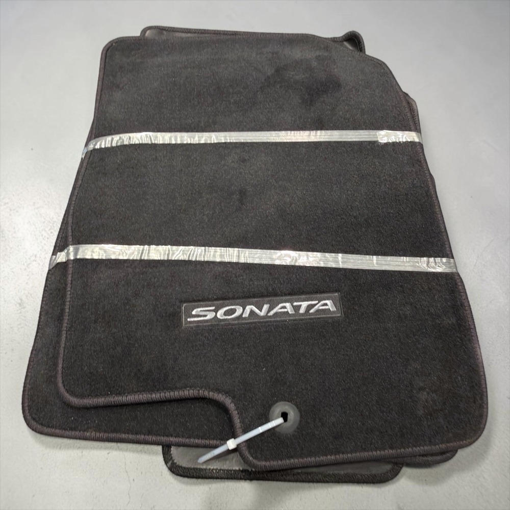 OEM 2011-2014 Hyundai Sonata Cocoa Brown Carpet Floor Mats 4 Pieces Carpeted